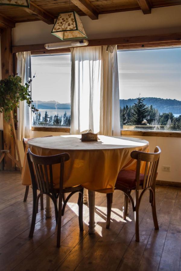 Pajaro Azul Bed & Breakfast San Carlos de Bariloche Ngoại thất bức ảnh
